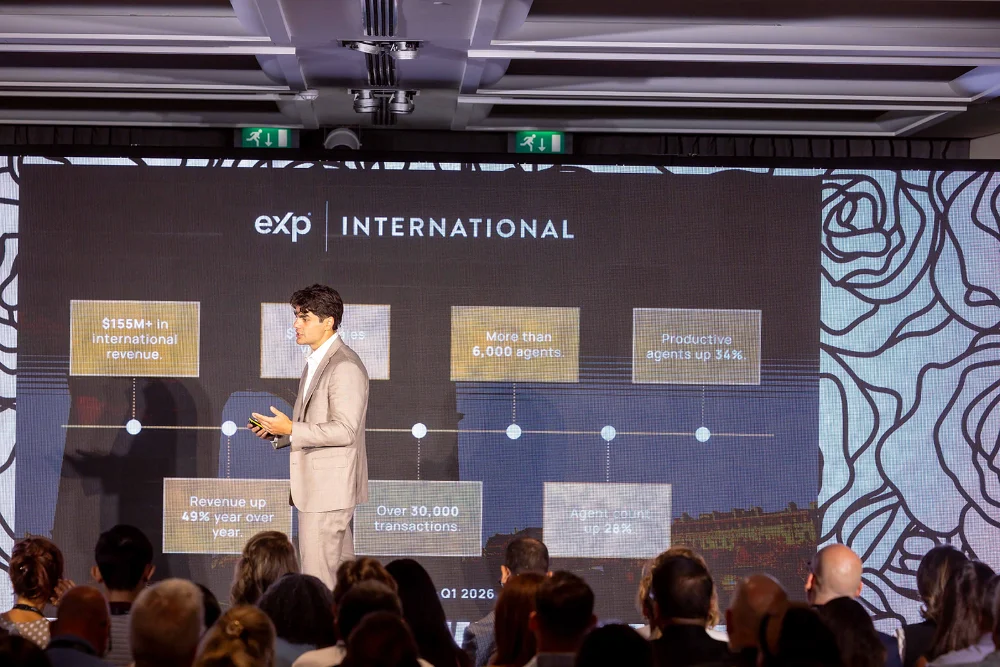 Felix Bravo speaking on stage at an international leadership event